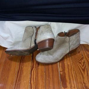 Sam Edelman petty sz 5 taupe ankle booties